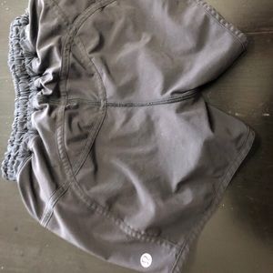 Black size 2 4” lululemon shorts